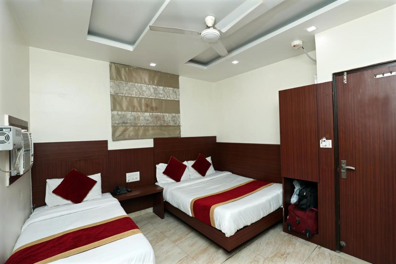 Hotel Toto International Dx นิวเดลี ภายนอก รูปภาพ